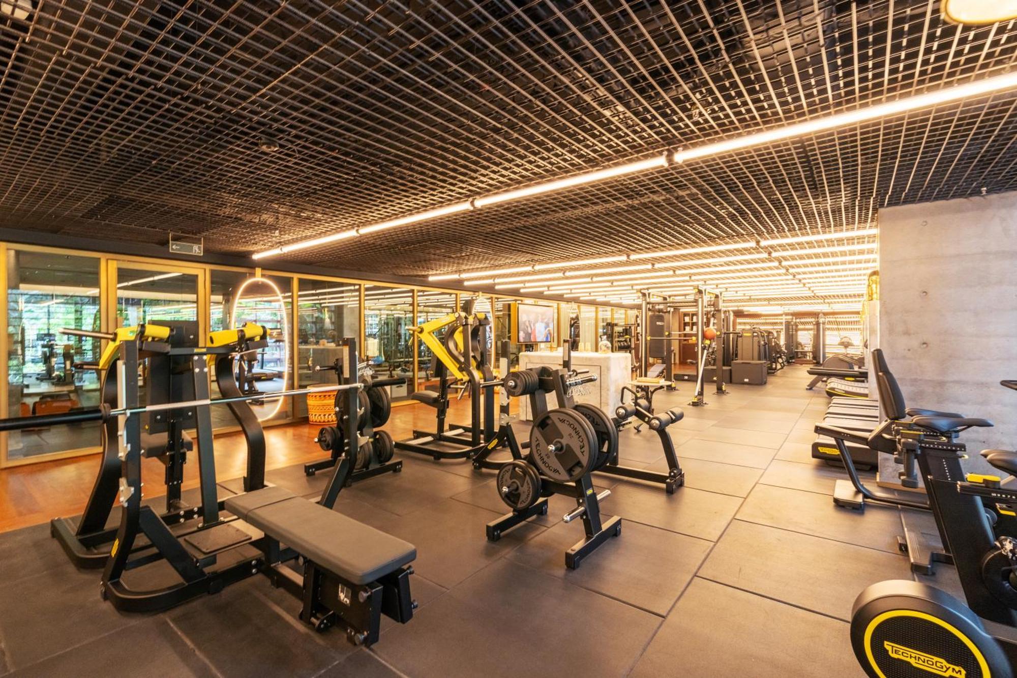 Отель Rosewood Сан-Пауло Экстерьер фото The gym at the hotel