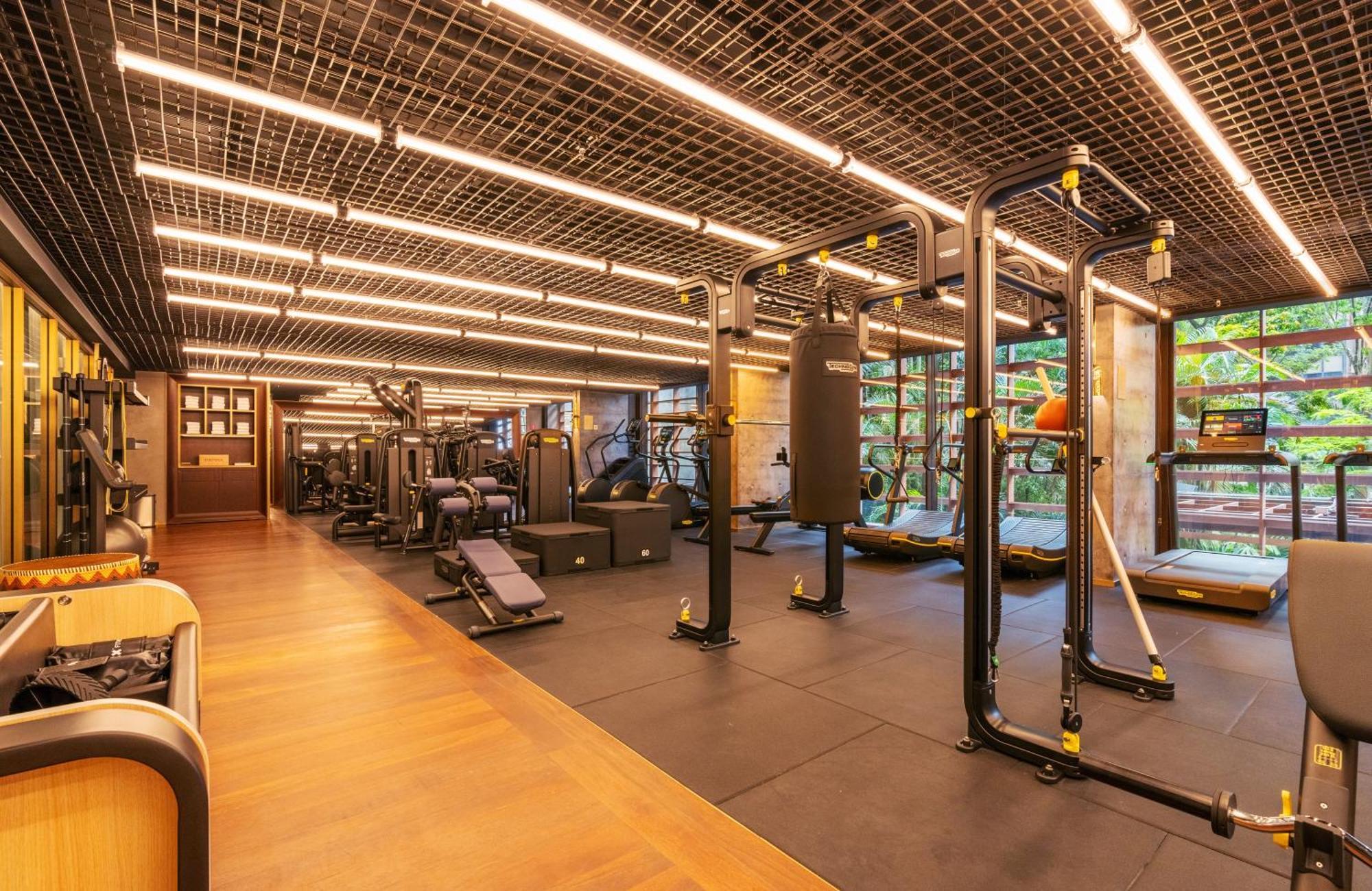 Отель Rosewood Сан-Пауло Экстерьер фото The gym at The Park, Hyderabad